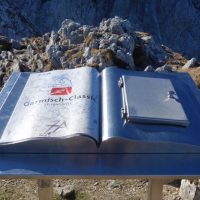 37/44 - Gipfelbuch auf dem Osterfelderkopf